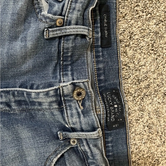 Lucky Brand Medium Wash Denim Jeans - Picture 2 of 3